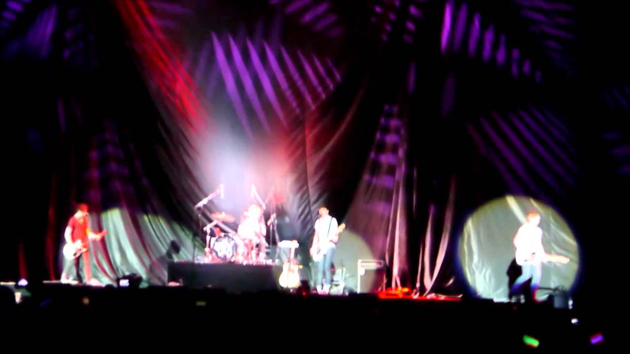 5 Seconds of Summer - Superhero