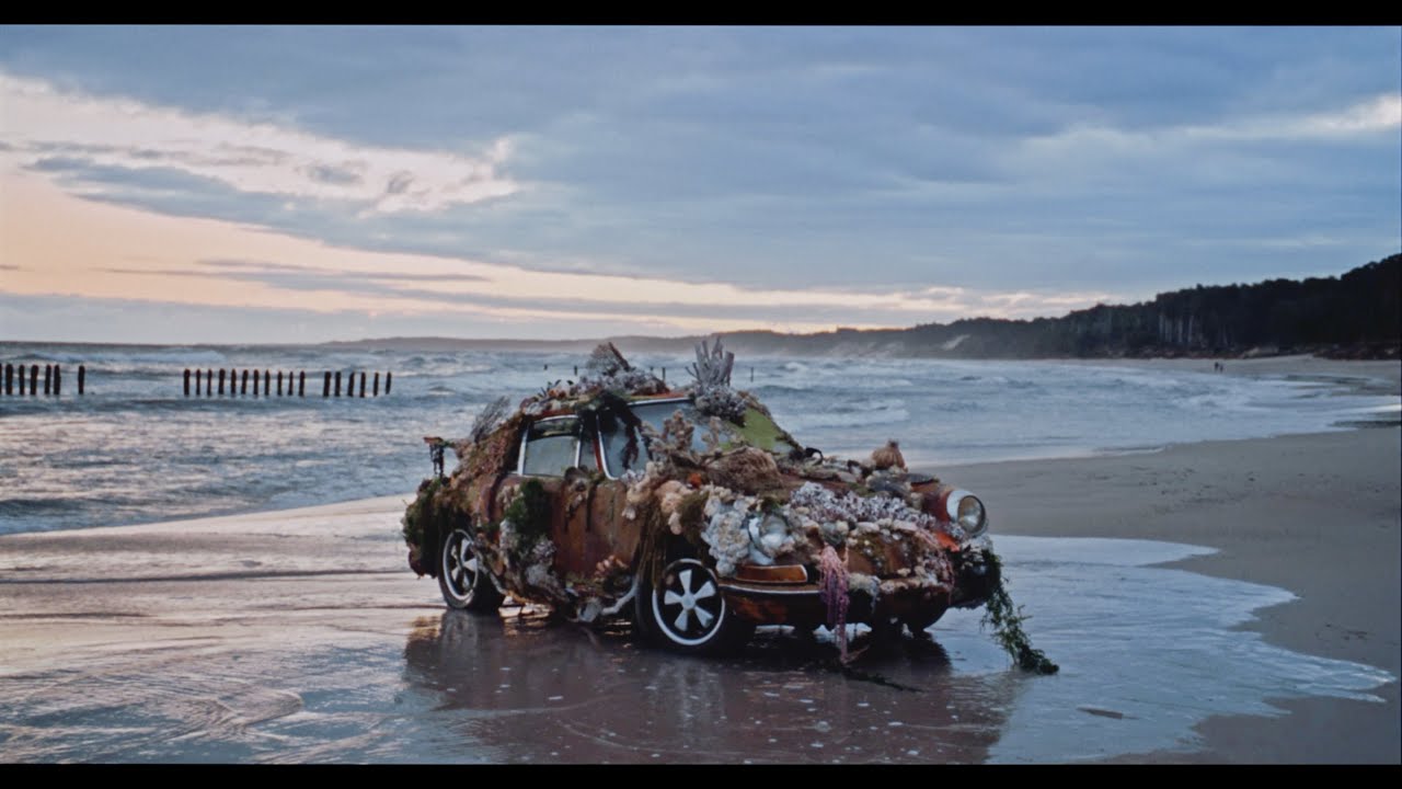 SUNKEN ROMANCE