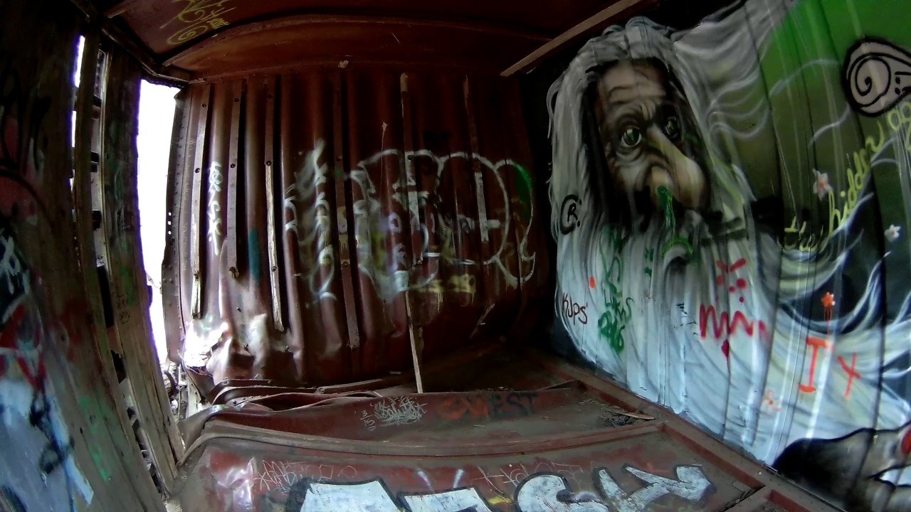 camera iphone 8 plus apk 1950s Train Wreck near Whistler, British Columbia: Awesome Artwork on the Trains - Quad HD