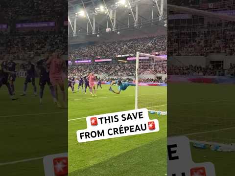 Maxime Crépeau had no business getting to that!⚽️🧤