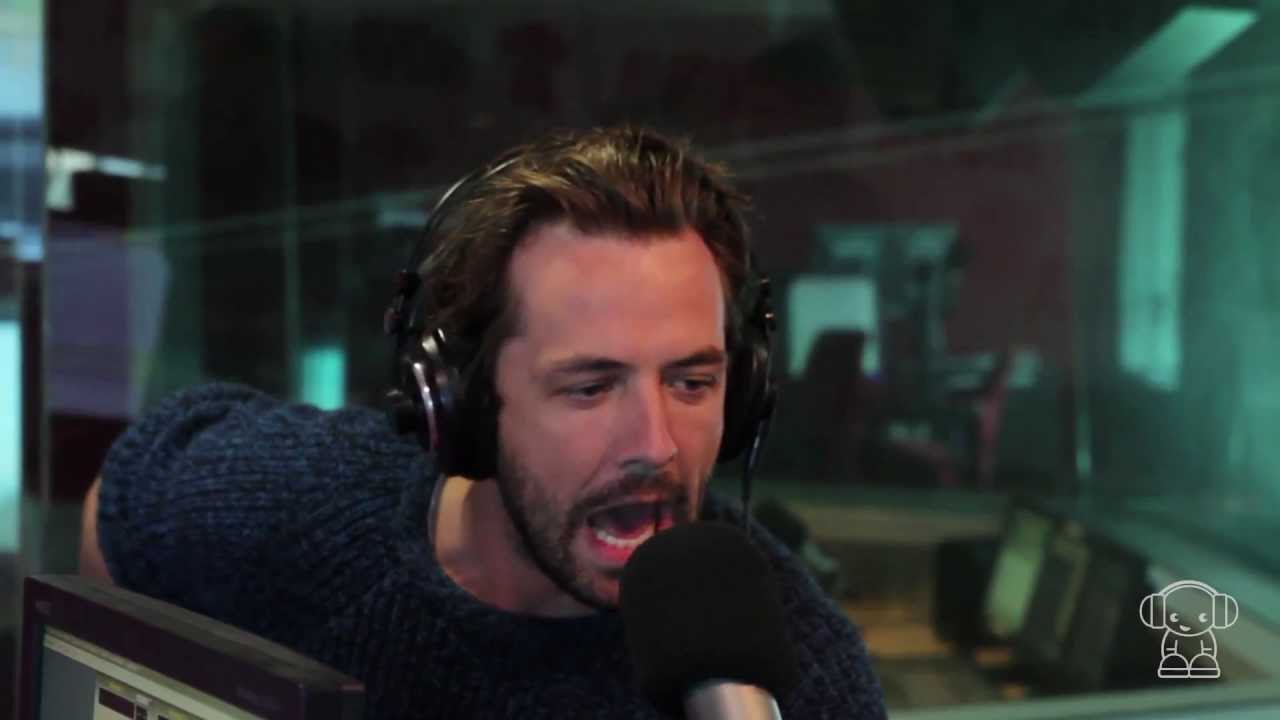 Darren McMullen's funny Seal impersonation