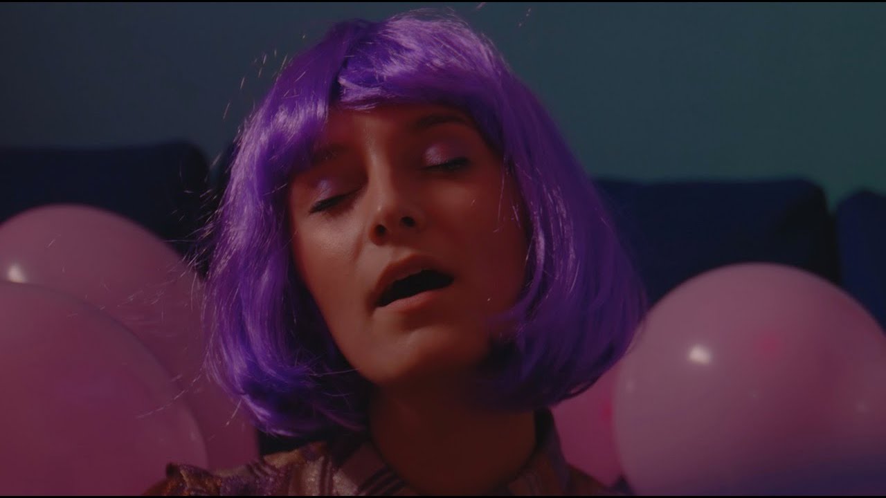 Marta Arpini - The Same Way (Official Video) adlı videoyu YouTube'da izle Marta Arpini - The Same Way (Official Video) adlı videoyu YouTube'da izle