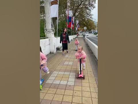 #близняшки #двойняшки #сестры #дети #тройняшки #мамаблогер # ...