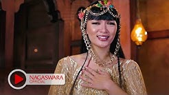 Zaskia Gotik - Ora Ndueni (Official Music Video NAGASWARA) #music  - Durasi: 4.53. 