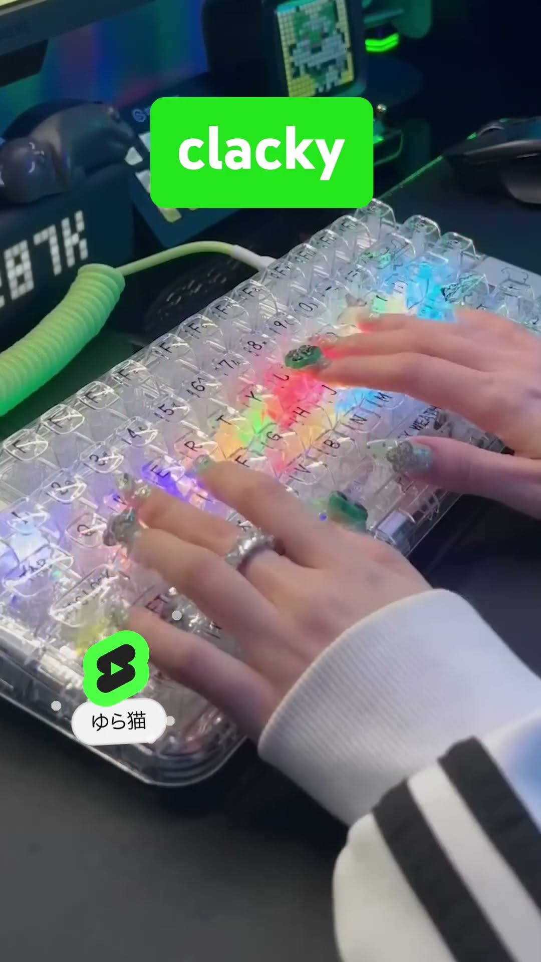 are you more of a clacky, thocky, quacky or a silent keyboard person?? #keyboardmodding #clacky