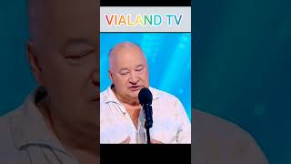 Маменко шутит.Анекдот как папа-свин хрюкает😂.#смех #юмор #shorts