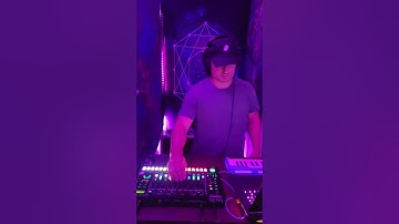 Techno With The Tr8s // Ableton // Arturia Micro Lab #Live #Techno #7 #Music On All Platforms