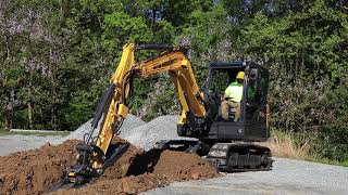 Compact Excavator Hydraulic Options - New Holland