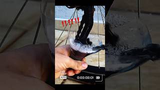 Clean your chain in a minute ✅