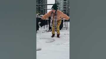 Canada Is ABSOLUTELY FREEZING (@chelseavfx)