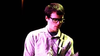 Weezer - Haunt You Every Day (Demo)