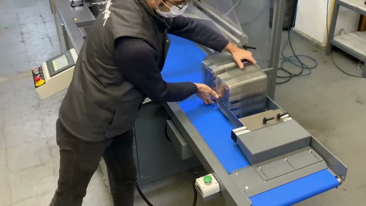 Maripak USA - Impack Pro 40 Shrink Wrapping Machine with Servo Shuttle