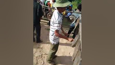 Cồng chiêng thanh niên buôn Ia Rnho Lễ bỏ mã Nay Dú (Jrai) buôn Ia Rnho, Đất Bằng, Krông Pa, Gia Lai