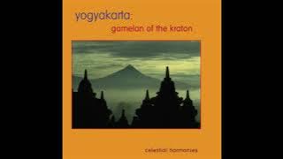 Download lagu Gamelan Orchestra Of The Yogyakarta Royal Palace - Yogyakarta: Gamelan Of The Kraton (1997)