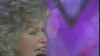 Watch Sandi Patty Long Look video