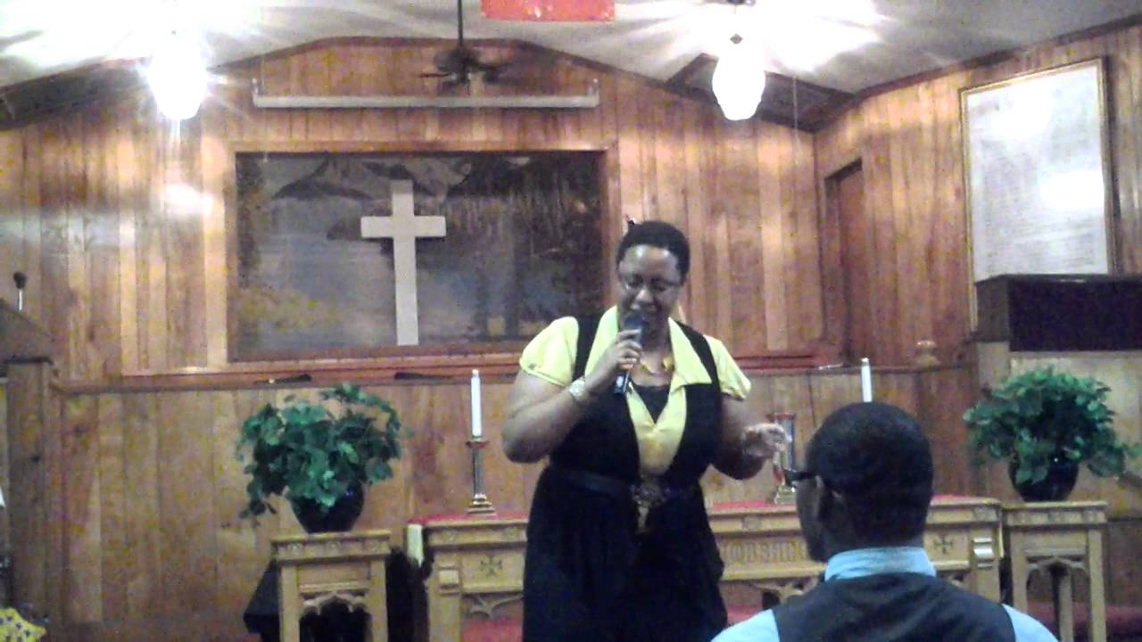 Andrea Morris singing