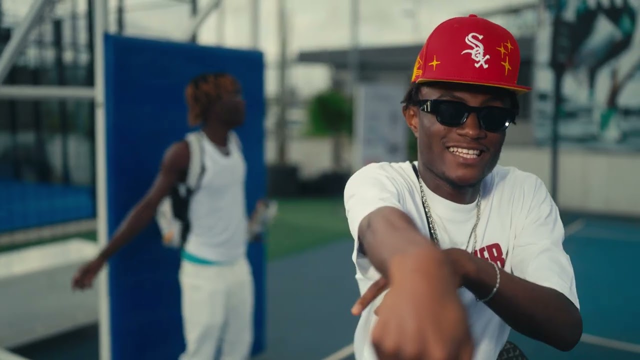 ARII Feat. AMEKA ZRAII-PAVANER ( Clips Officiel )