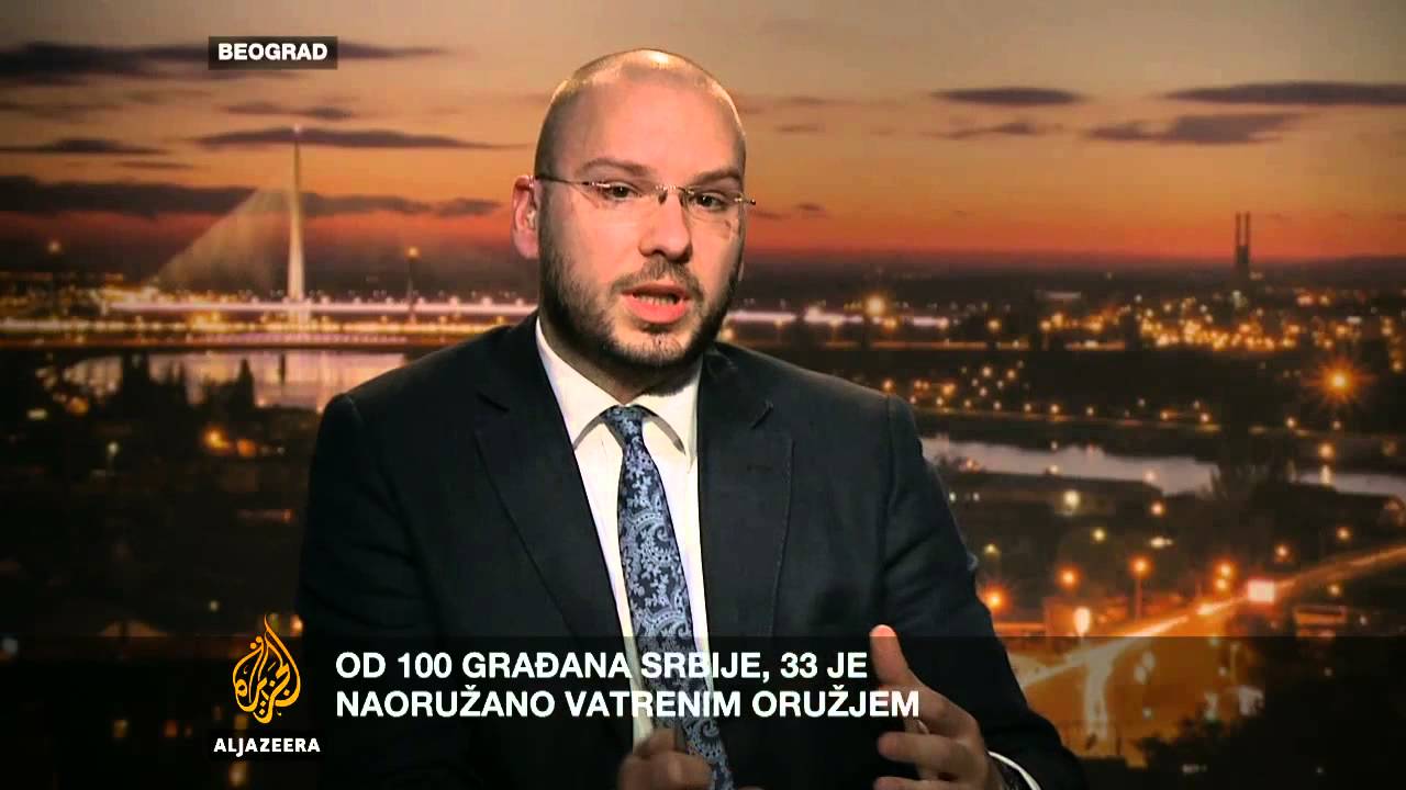السياق: التسلح غير القانوني