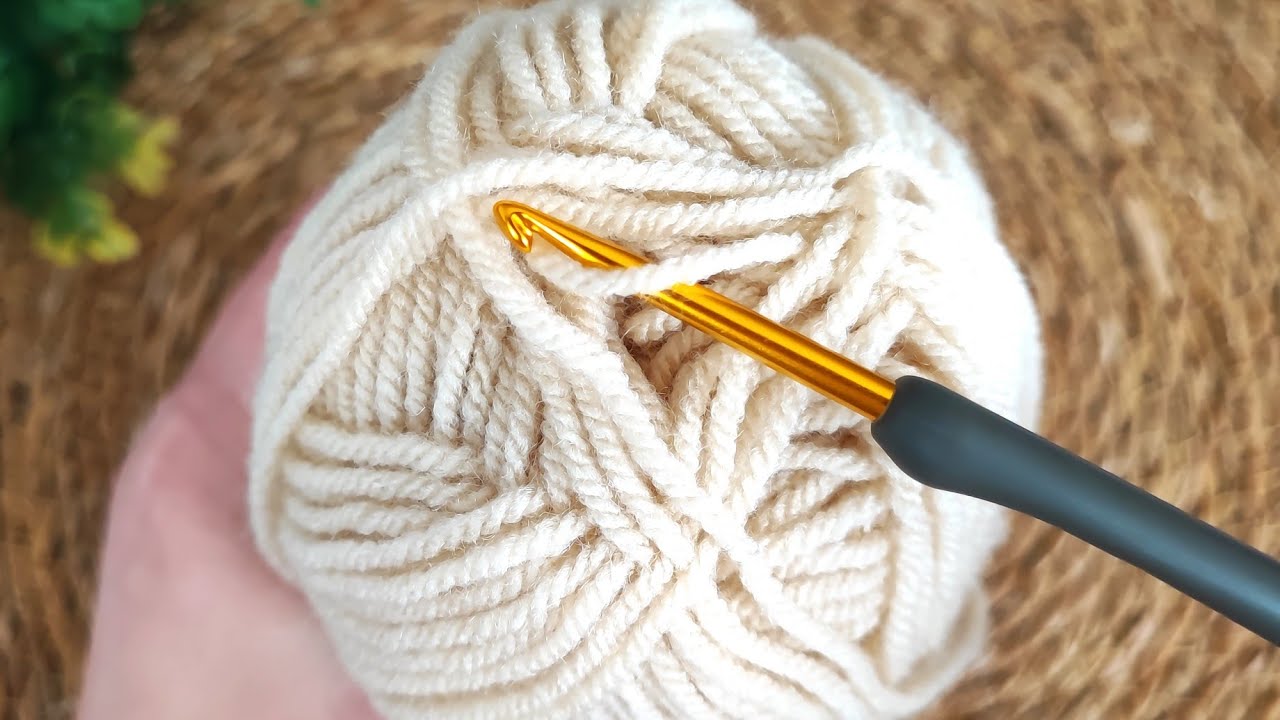 Забудьте все, что вы знали, этот узор для вязания крючком просто супер⚡ Всего 2 ряда