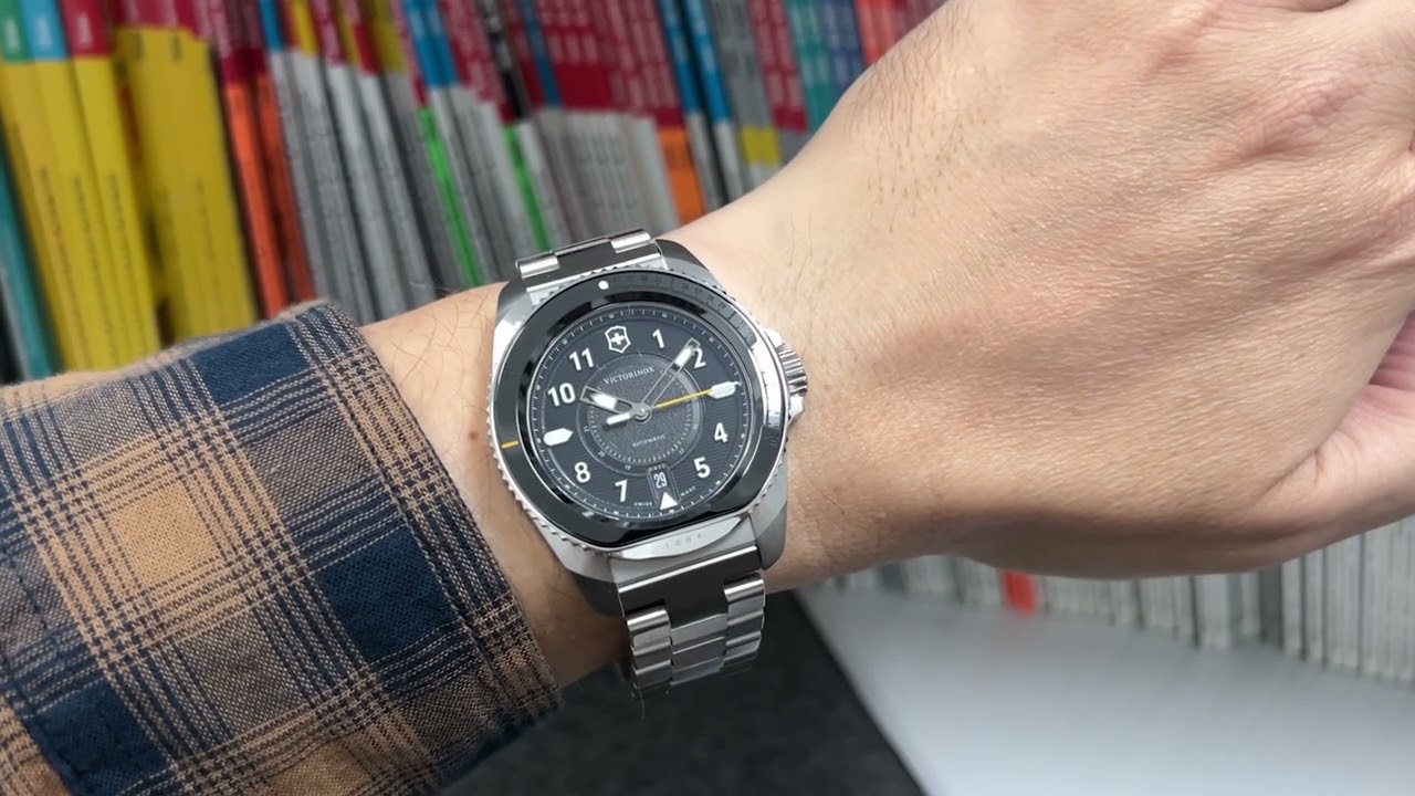 Victorinox Journey 1884 Automatic - YouTube