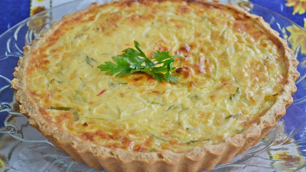 Como fazer quiche de queijo provolone e alho poró?