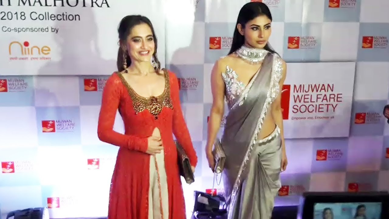 Dabangg Girl Mouni Roy At Mijwan 2018 Show By Manish Malhotra