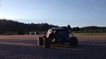Traxxas Slash 4x4 Baja Bug on 3s speed run