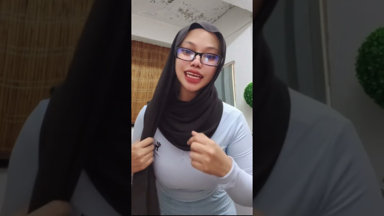 BIGO LIVE - HIJAB  ❤️ Abaikan Perut Yang Buncit Gaess.