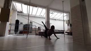 Celebrity EXOTIC POLE TUTORIAL n°3 - FLOORWORK - POLE DANCE Wealth