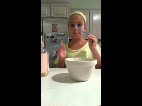 How to make white face paint
