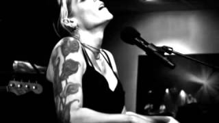 Beth Hart - Am I The One