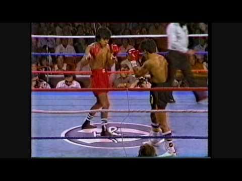 Rafael Bazooka Limon VsRolando Navarrete 1 Rds 1 2 3 4 5
