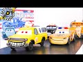 【カーズ トミカ】マックィーン＆シェリフVSトッドのカーチェイス！Disney Cars toys stop motion Animation Car Chase Police vs Todd !