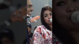 GOYANGAN NYA MENGGUNCANGKAN HATI MAS GERRY😂....