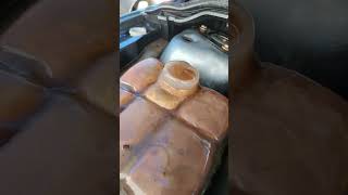 Ford fokus mk2 1.8tdci. Obavezno pranje sistema od rđe pred letnju sezonu. #automobile #ford