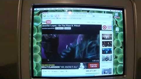 Apple Power Mac G4 Running Youtube