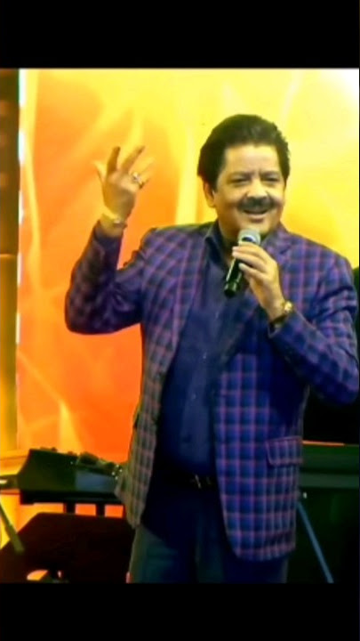 Akele Hain To Kya Gum Hai | अकेले हैं तो क्या गम है | Live Concert 🎤 Udit Narayan Ji 😍 | #shorts