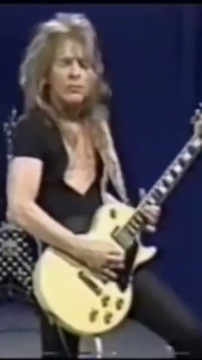 ozzy osbourne crazy train guitarist randy rhoads