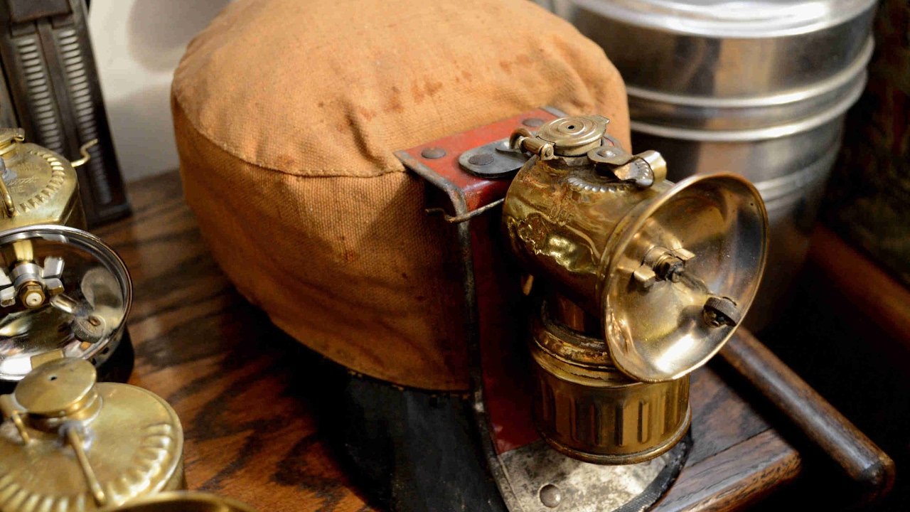 COAL MINERS VINTAGE EQUIPMENT COLLECTION YouTube