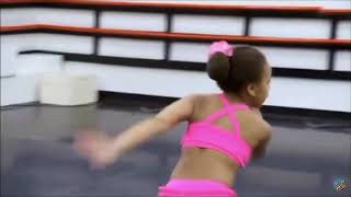 Holly and Nia Sioux Frazier Introduction Dance Moms S01 E01