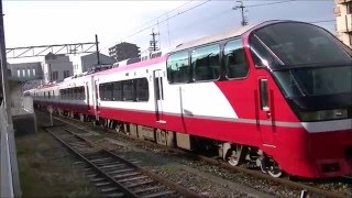 【1111f】甚目寺駅の留置線で休憩中の1111fをホームから撮影