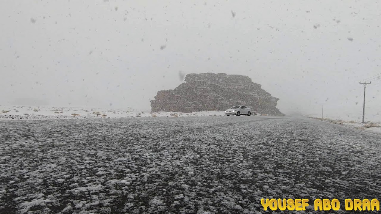 ثلوج منطقة تبوك علقان يوم الجمعة 1441/5/15 تصوير ومونتاج يوسف ابوذراع الشيله بصوت عبدالحميد ابو ركبه