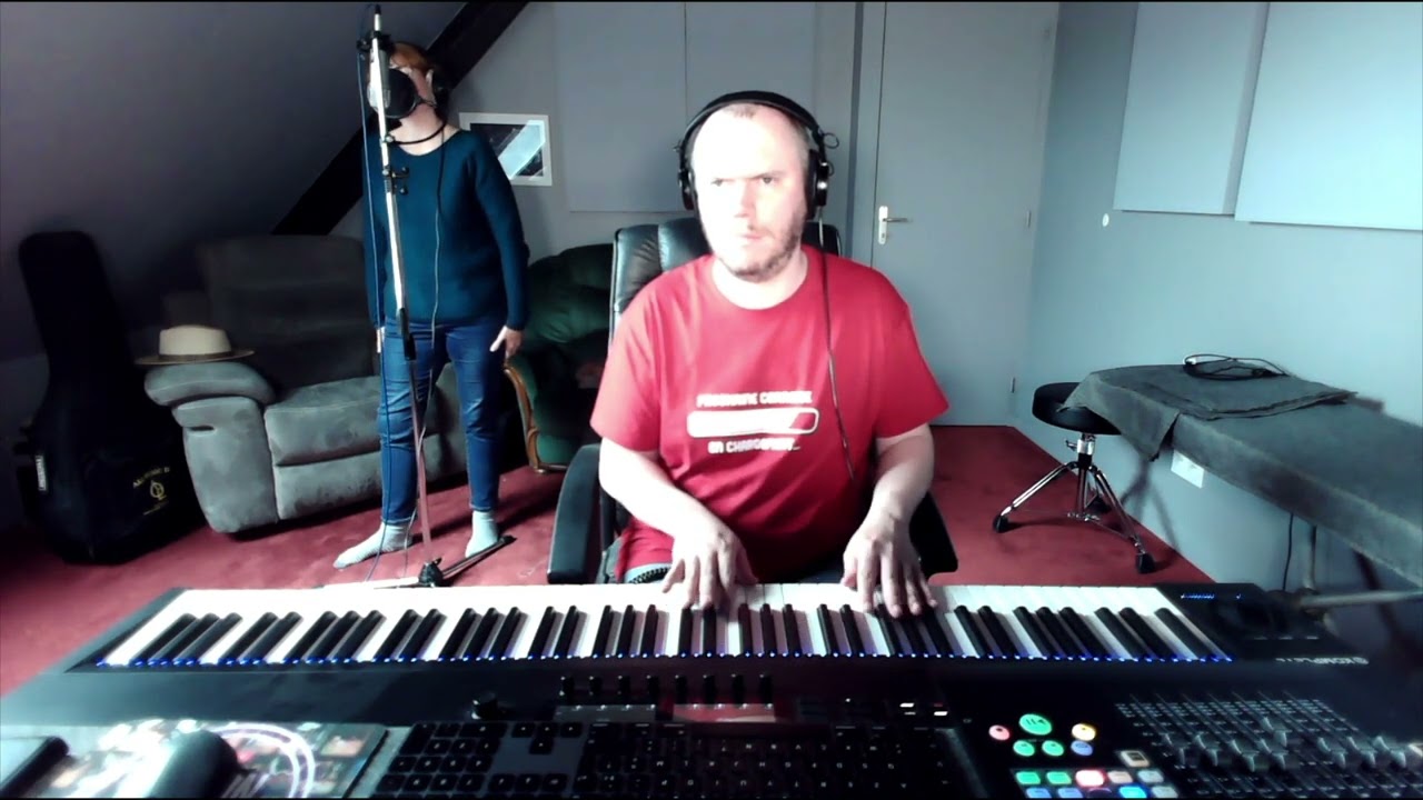 Extrait de la séance de coaching vocal du 30092022 avec Angie Brel La chanson des vieux