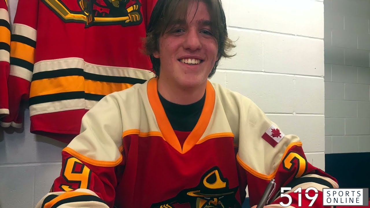 PJHL - Aidan Switzer signs with the Paris Mounties