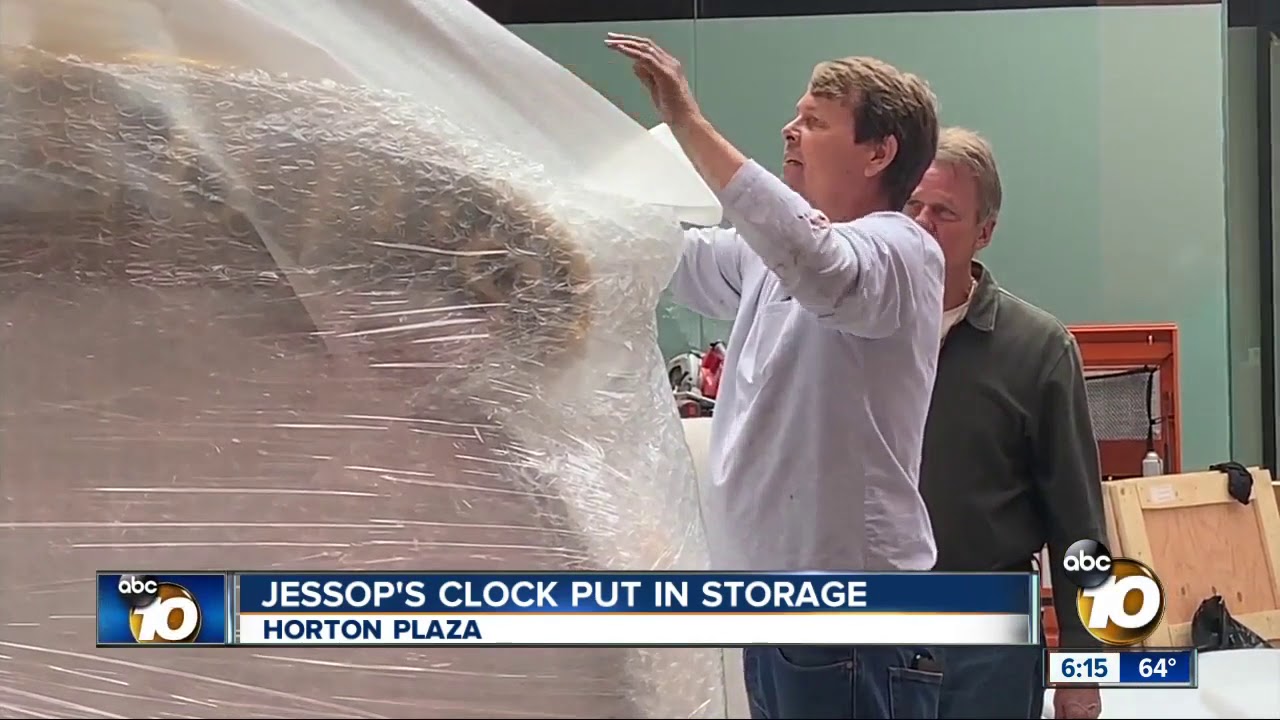 Jessop's Clock moved from Horton Plaza, put in storage - YouTube