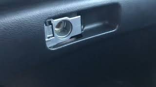 How to open honda (accord 2007)Glove box lock without key