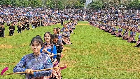 Hơn 600 Học Sinh Múa Gậy Sênh Tiền Cực Đẹp Tại Lễ Hội Đua Ngựa Bắc Hà 2025