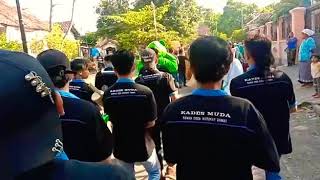 KADES MUDA.  BERSHOLAWAT BADAR TAREK SEEESSSSS.......