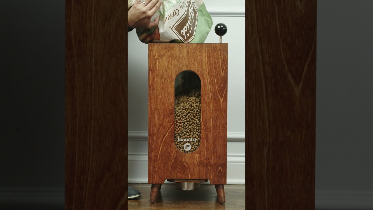 Houndsy Kibble Dispenser will launch in November on Kickstarter. Sign up on YouTube