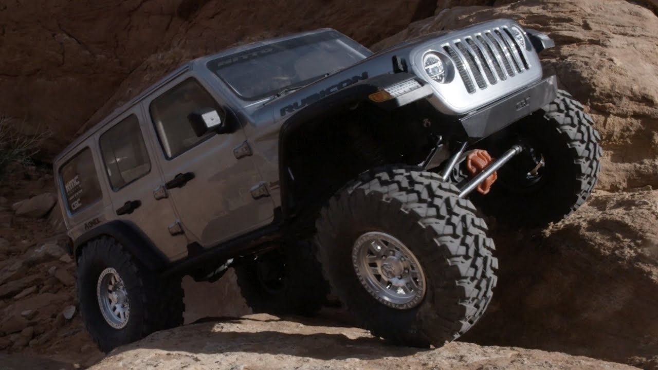 Axial AXI03007 SCX10™ III Jeep® Wrangler Rubicon JLU 1/10th 4WD Kit -  YouTube